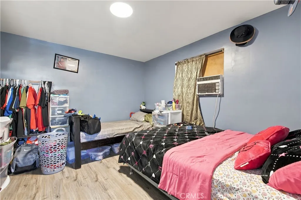 1606 Home
