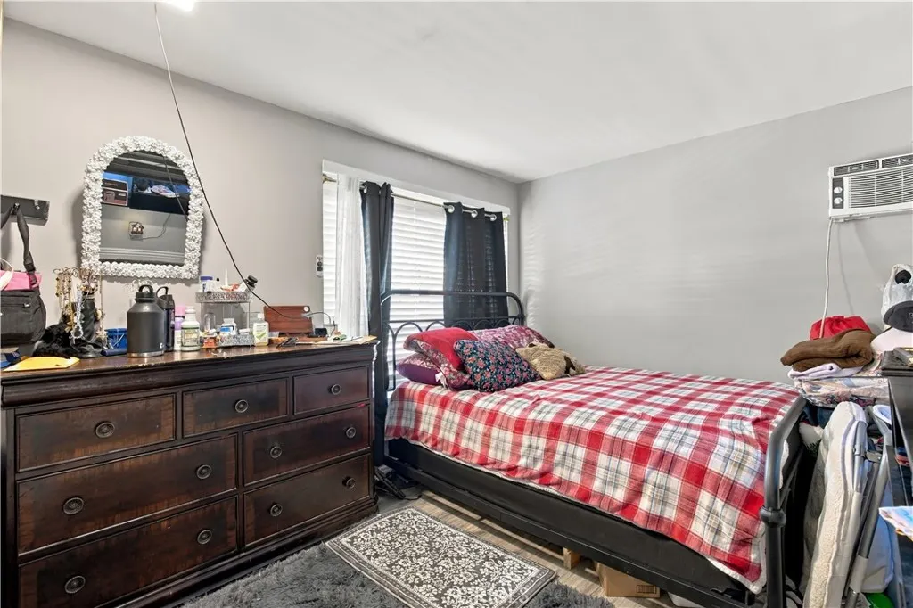 1606 Home
