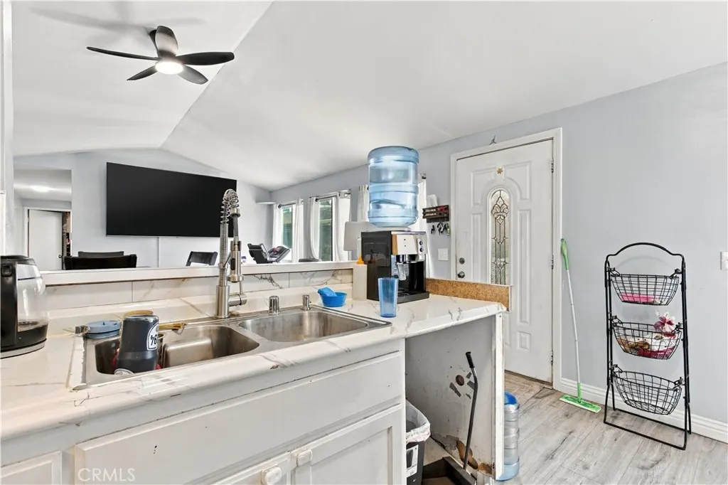 1606 Home