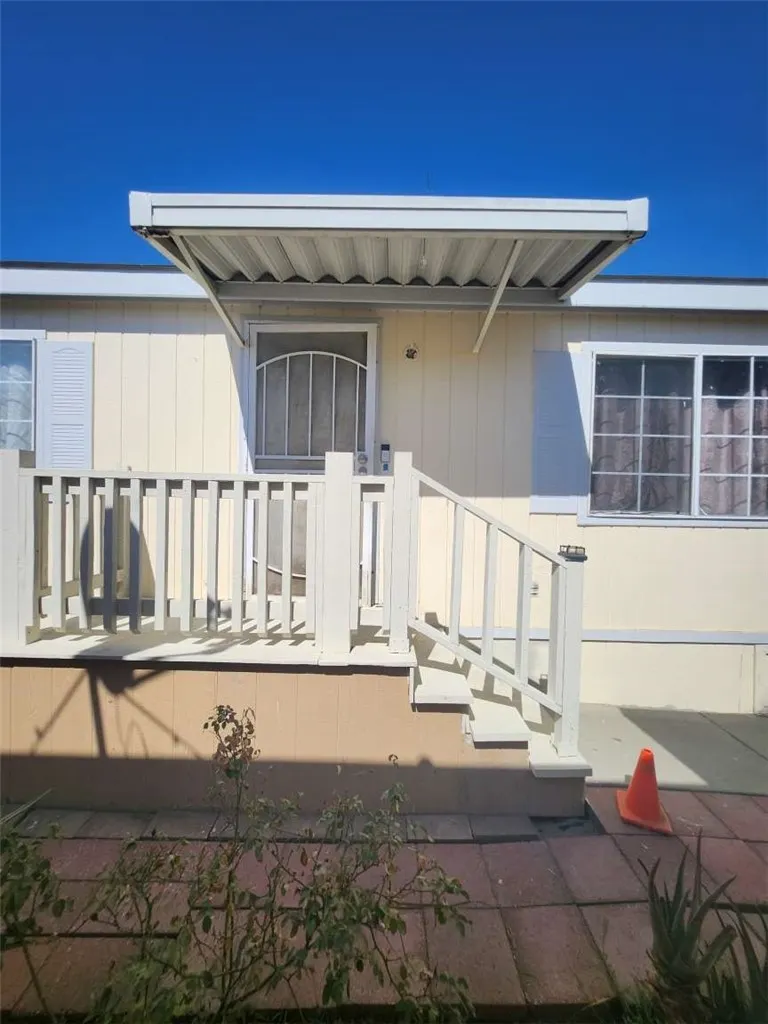 1855 E Riverside Drive, #388