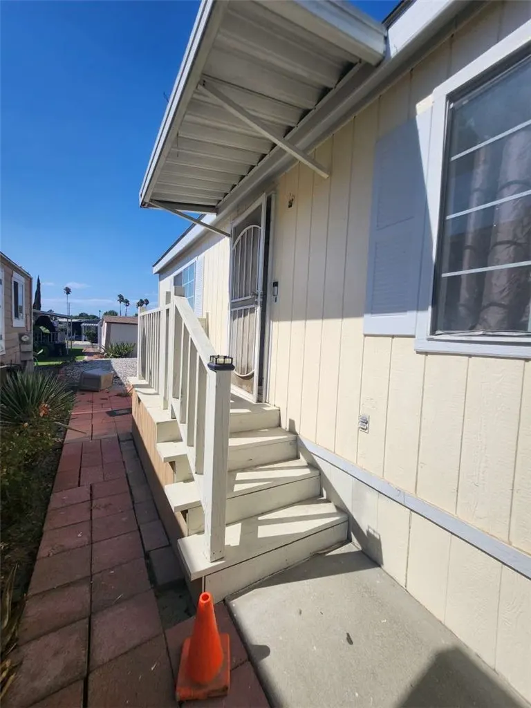 1855 E Riverside Drive, #388