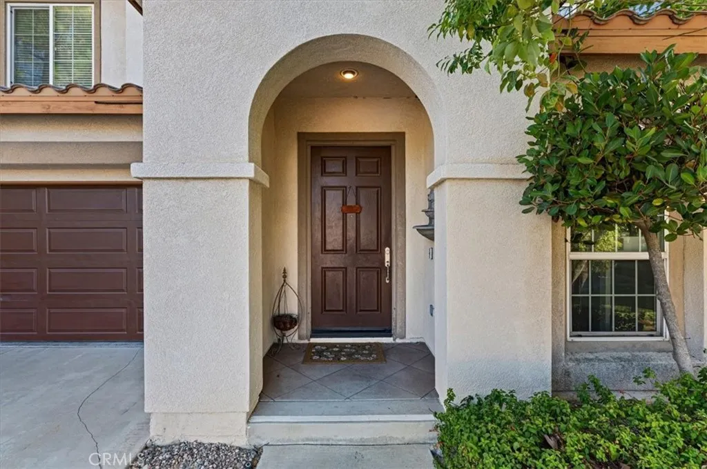 1842 Richards Place