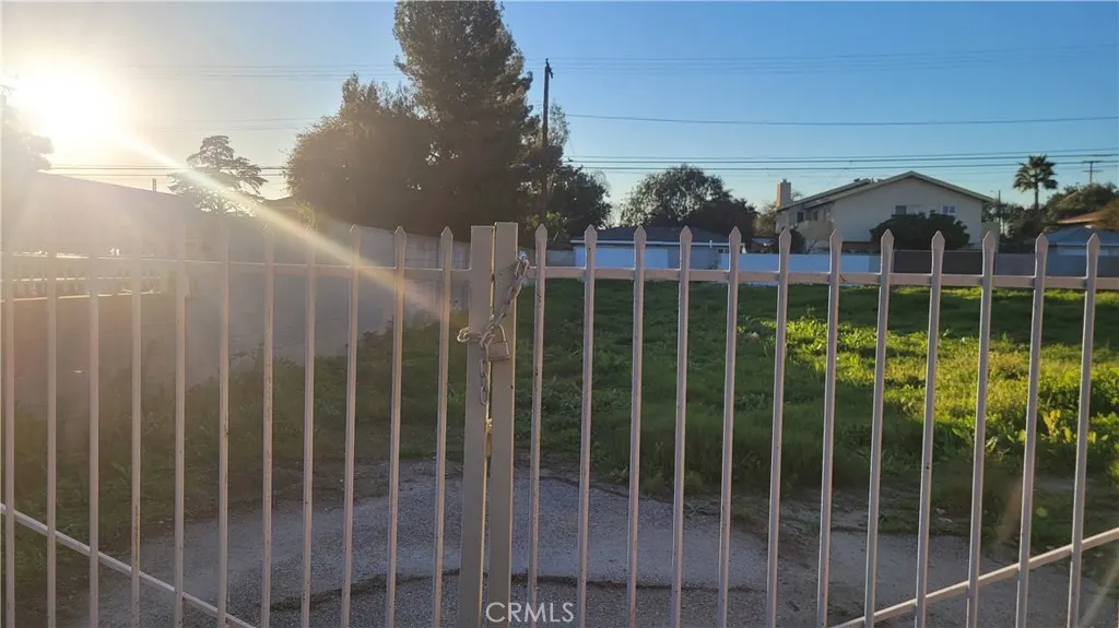 227 N Azusa Avenue
