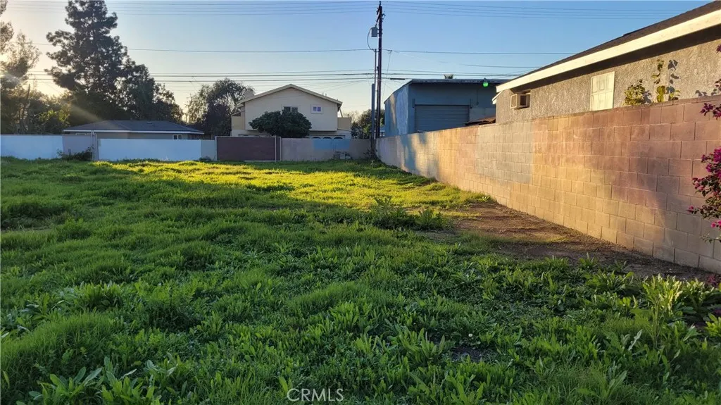 227 N Azusa Avenue
