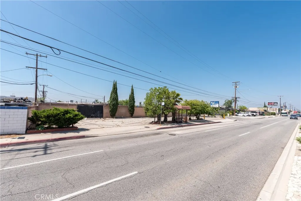 15204 Arrow Hwy