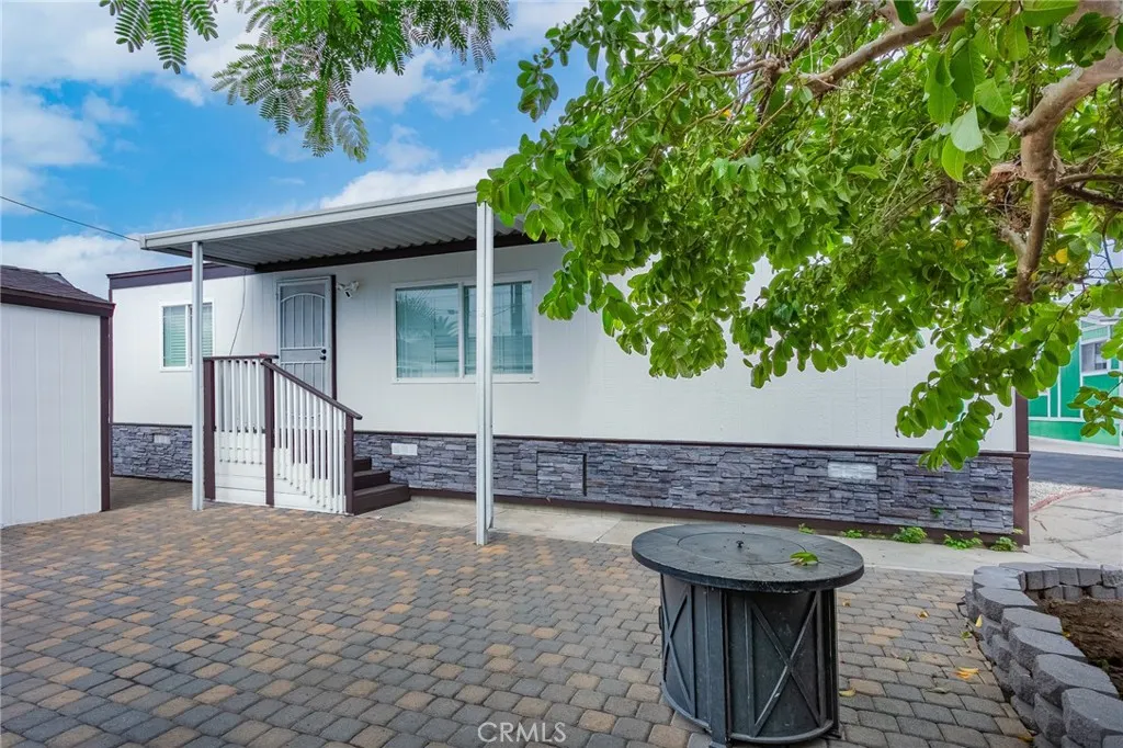 925 Bonita Avenue, #24