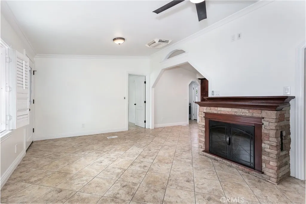 925 Bonita Avenue, #24