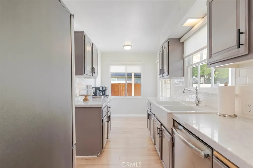 447 W Bennett Avenue