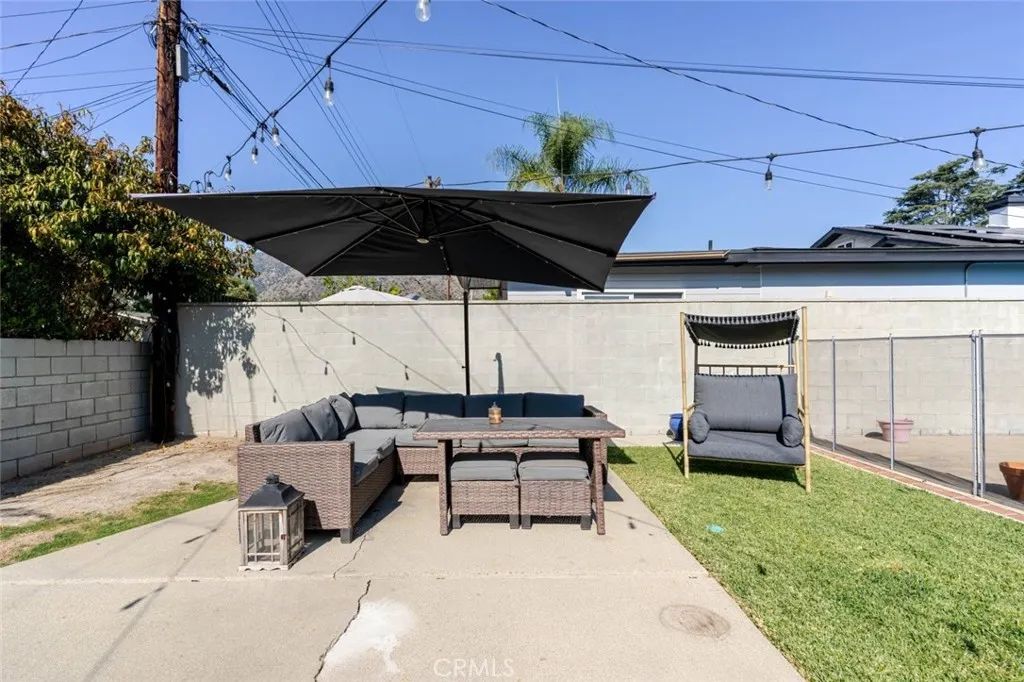 447 W Bennett Avenue
