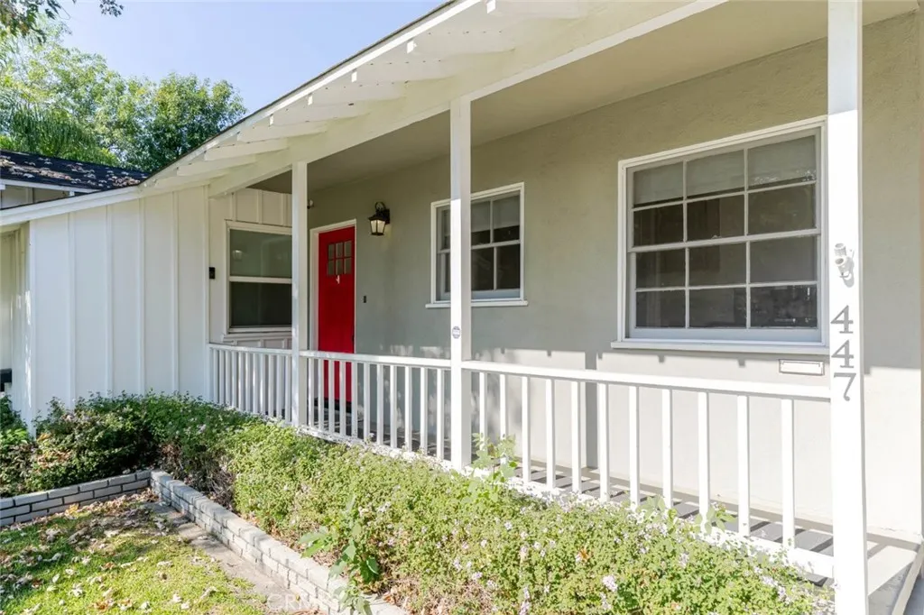 447 W Bennett Avenue