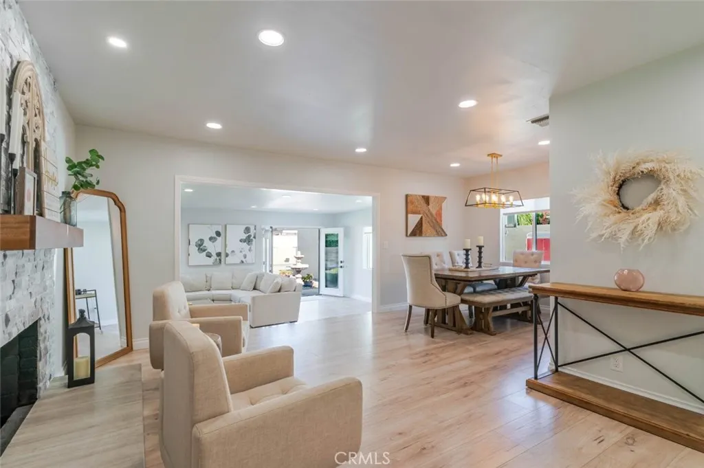 447 W Bennett Avenue