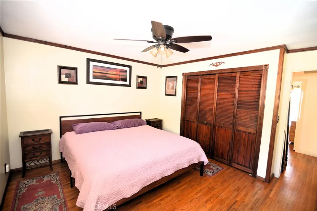 2484 Cambridge