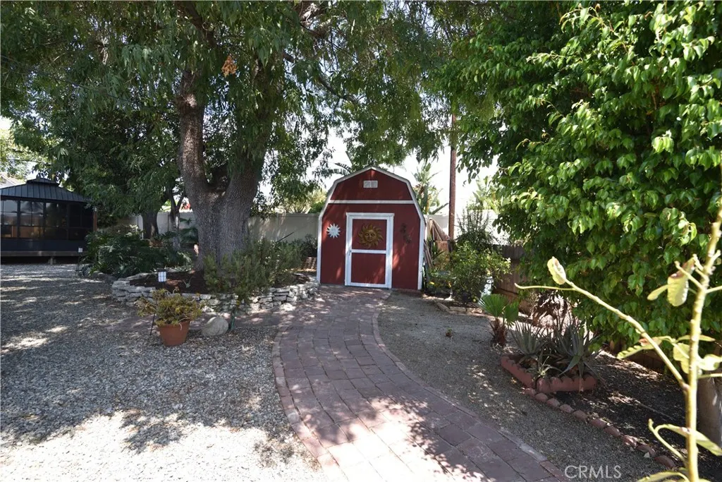 2484 Cambridge