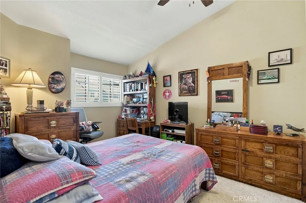 338 Monroe Ct