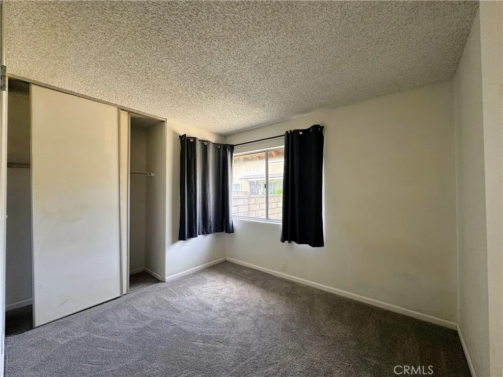2109 Eveningside