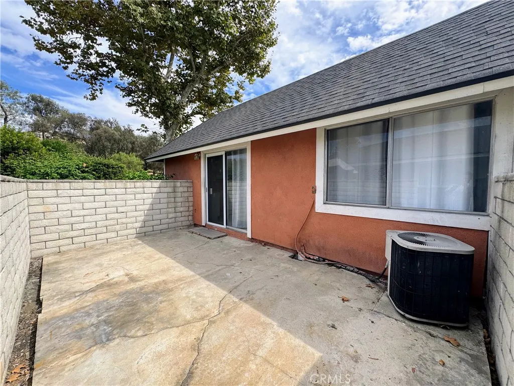 2109 Eveningside