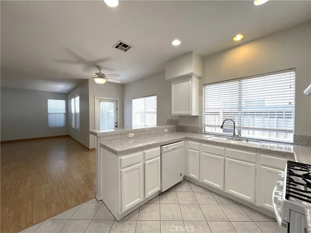 1729 Sunflower Avenue, #A