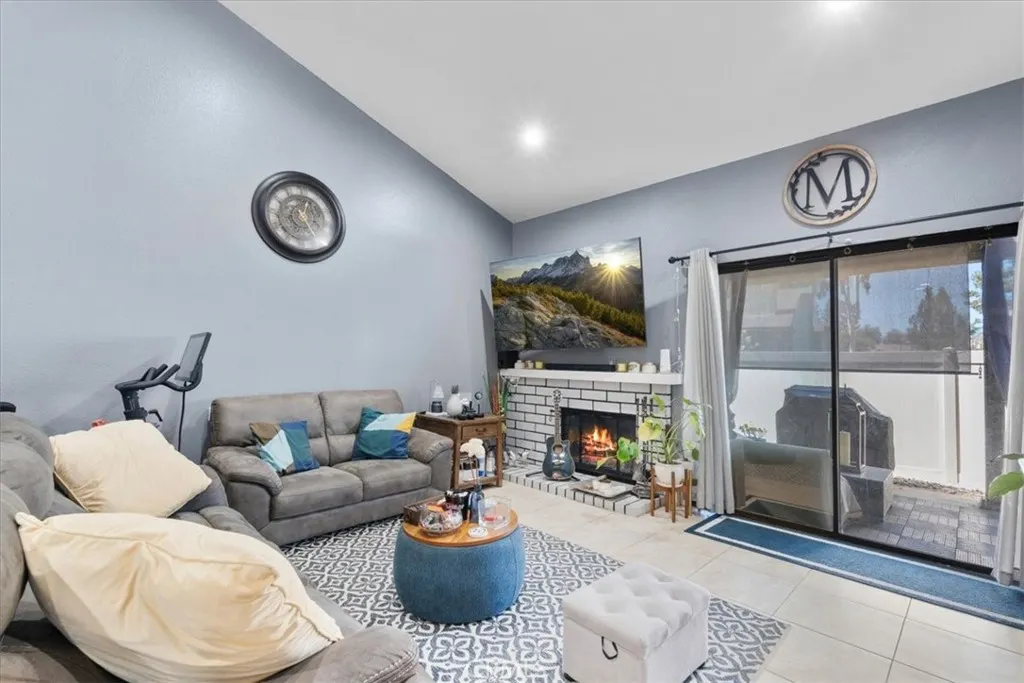 1031 S Palmetto Avenue, #N1