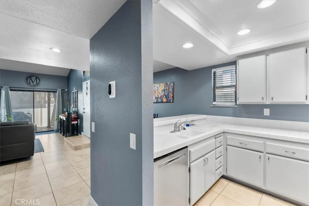 1031 S Palmetto Avenue, #N1