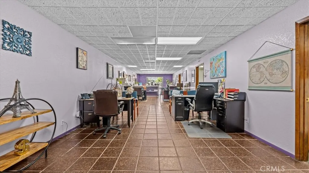 580 E Foothill Boulevard