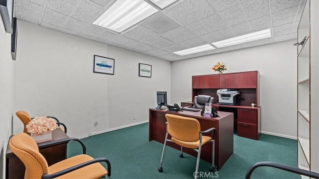 580 E Foothill Boulevard