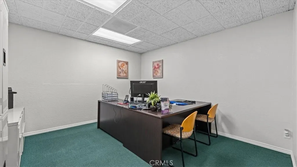 580 E Foothill Boulevard