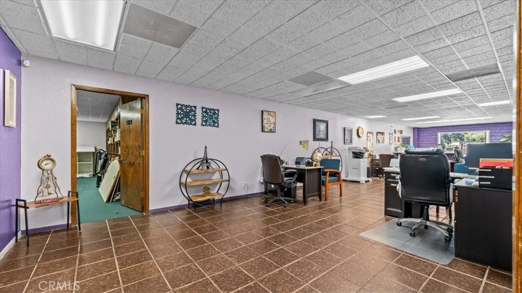 580 E Foothill Boulevard