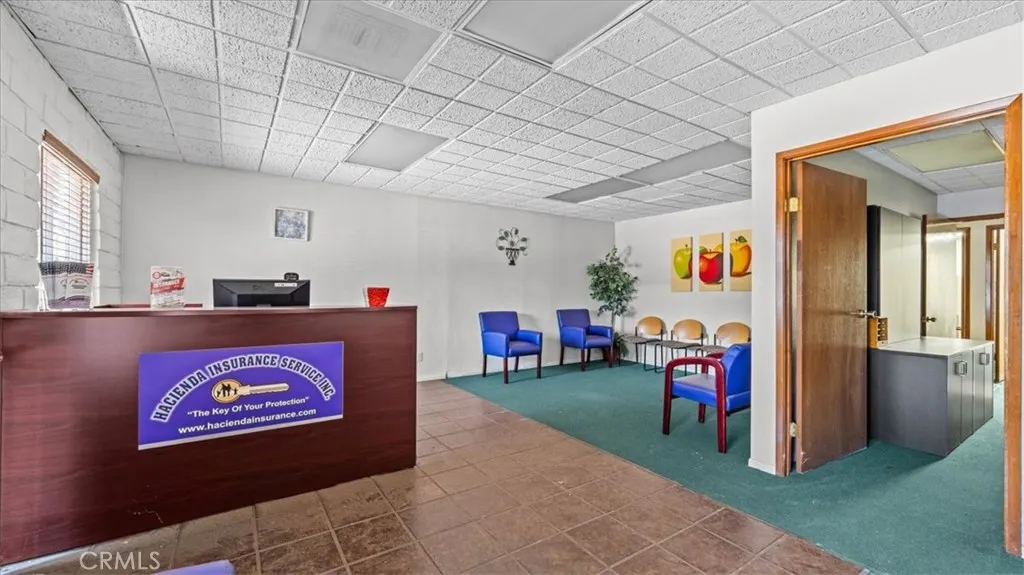 580 E Foothill Boulevard