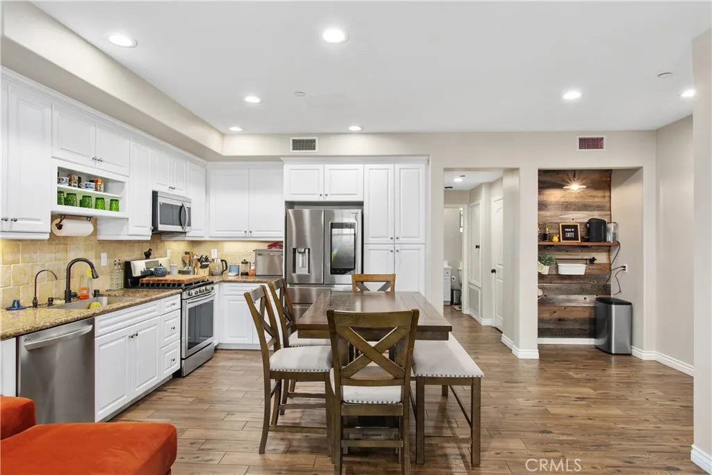 3268 S Westmont Lane, #5