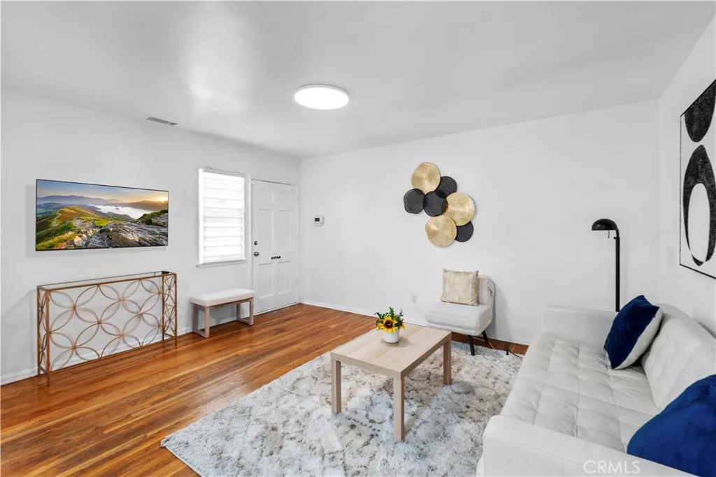 3355 Vineland