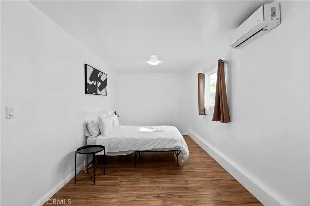 3355 Vineland