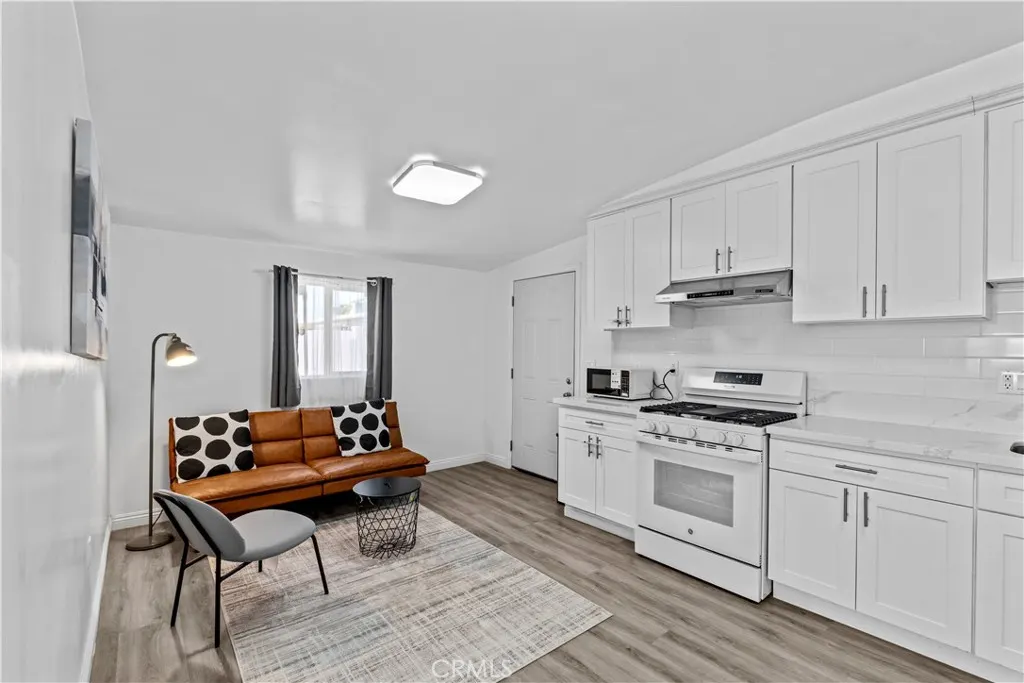 3355 Vineland