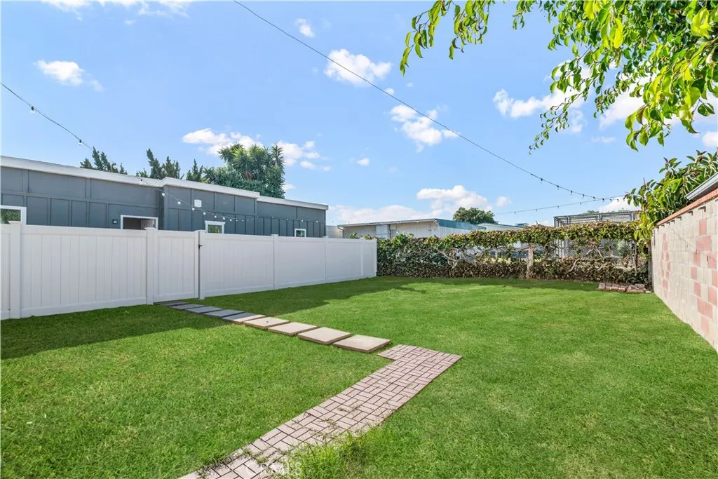3355 Vineland