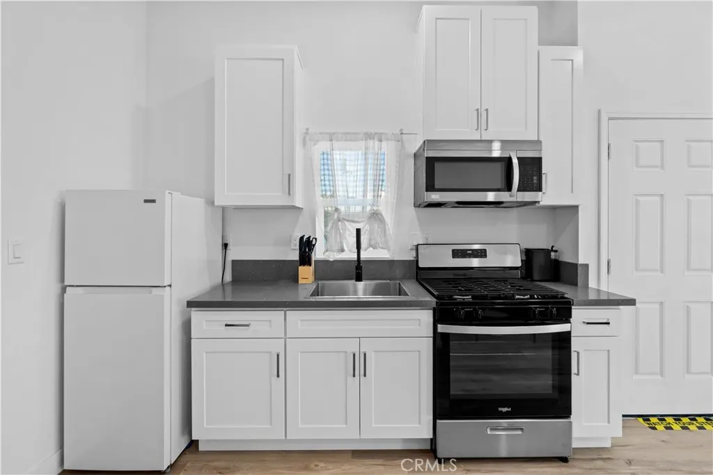 3355 Vineland