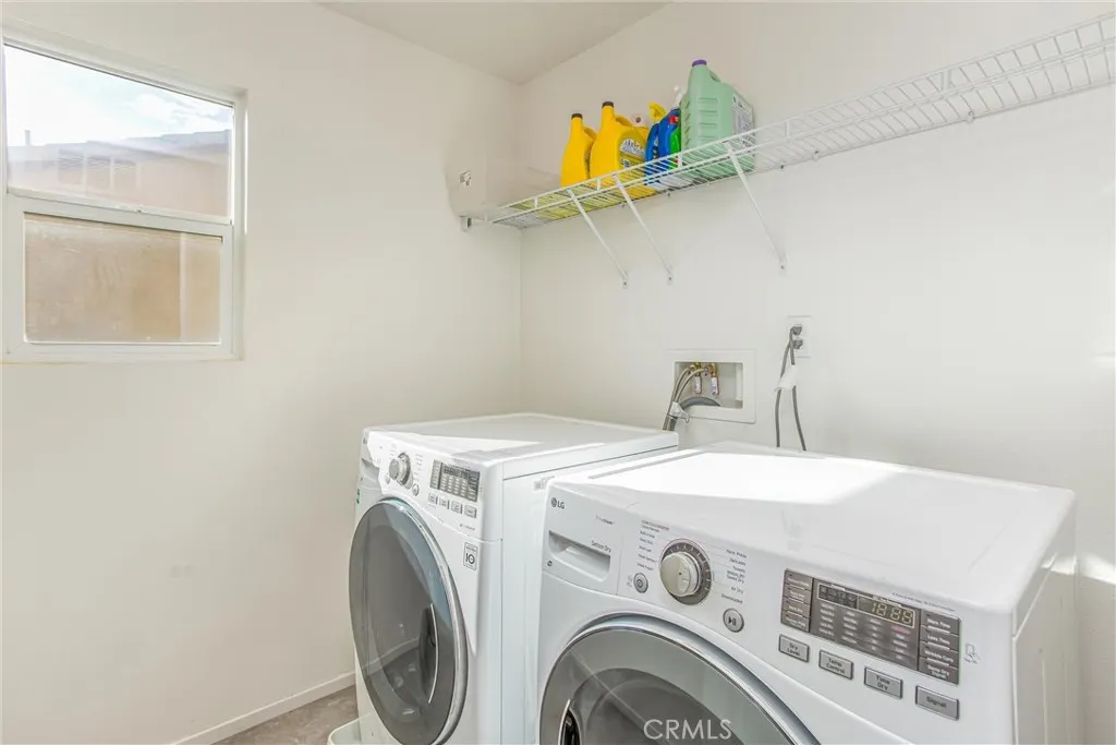 2461 E Colchester