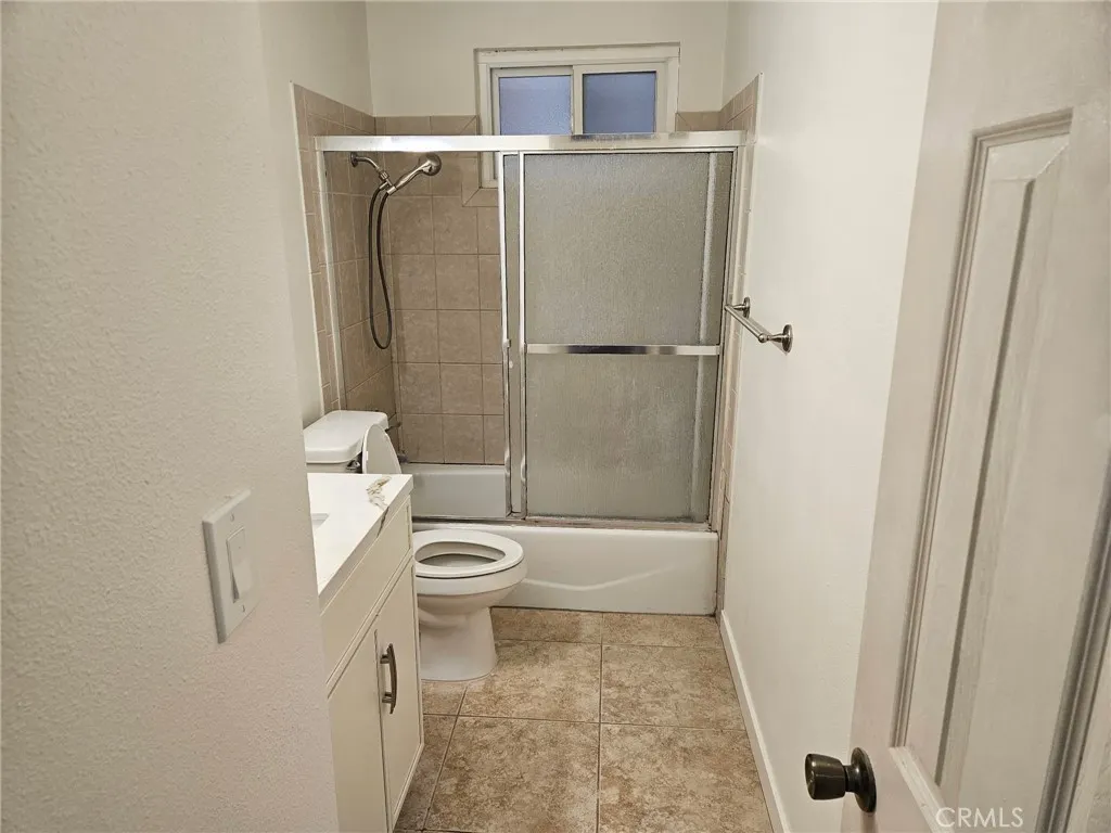 16060 Las Vecinas Drive