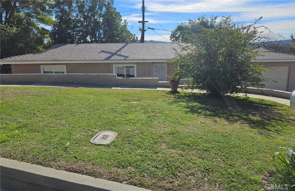 16060 Las Vecinas Drive