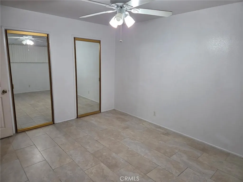 16060 Las Vecinas Drive