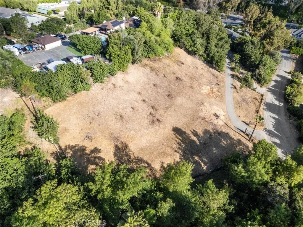 21544 Covina Hills Rd