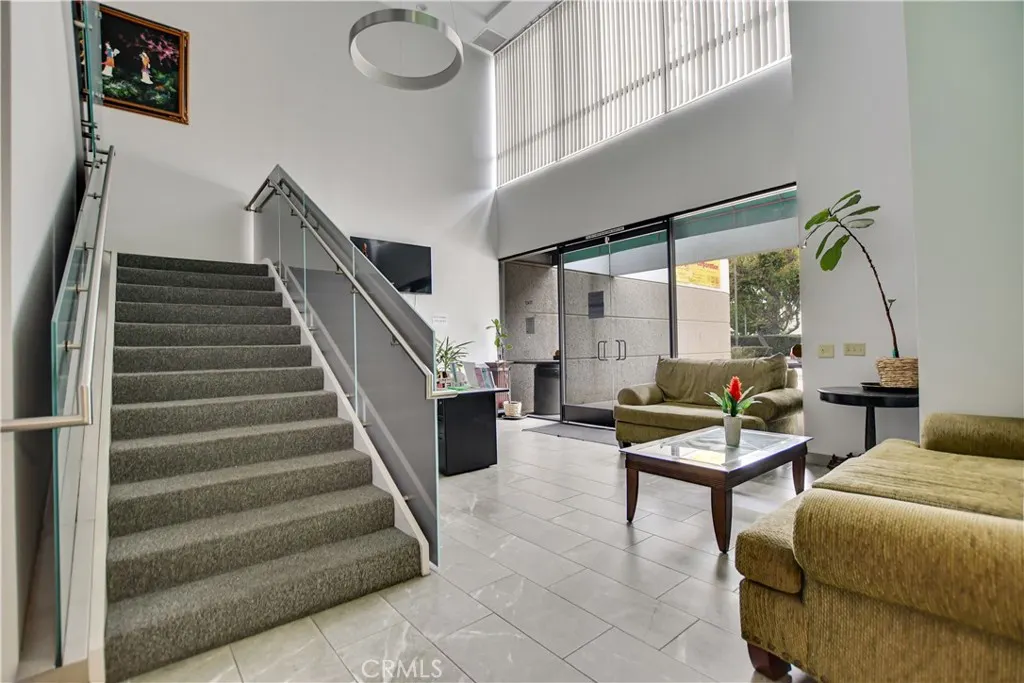 1747 Wright