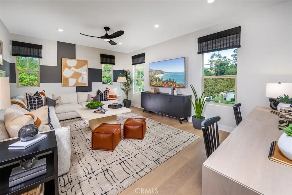 463 Citrus Oak Road