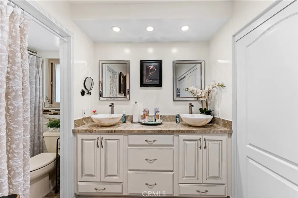 134 Oak Forest Circle