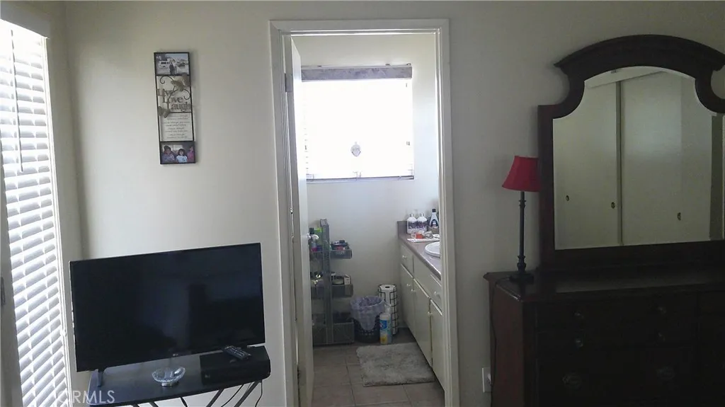 3525 Castle Rock