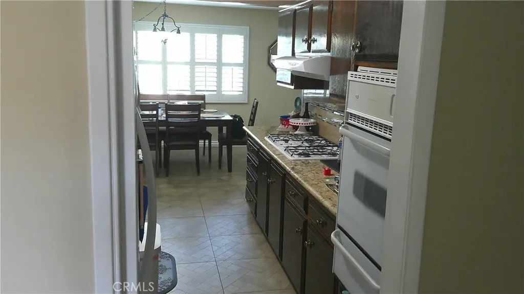 3525 Castle Rock