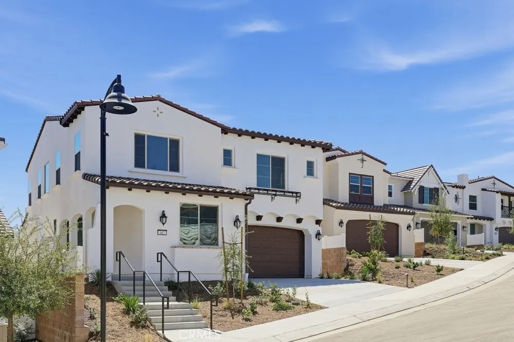 462 Citrus Oak Road