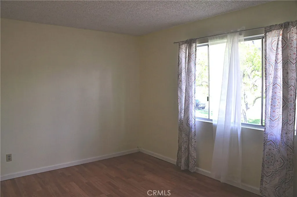 1102 W Calle Del Sol