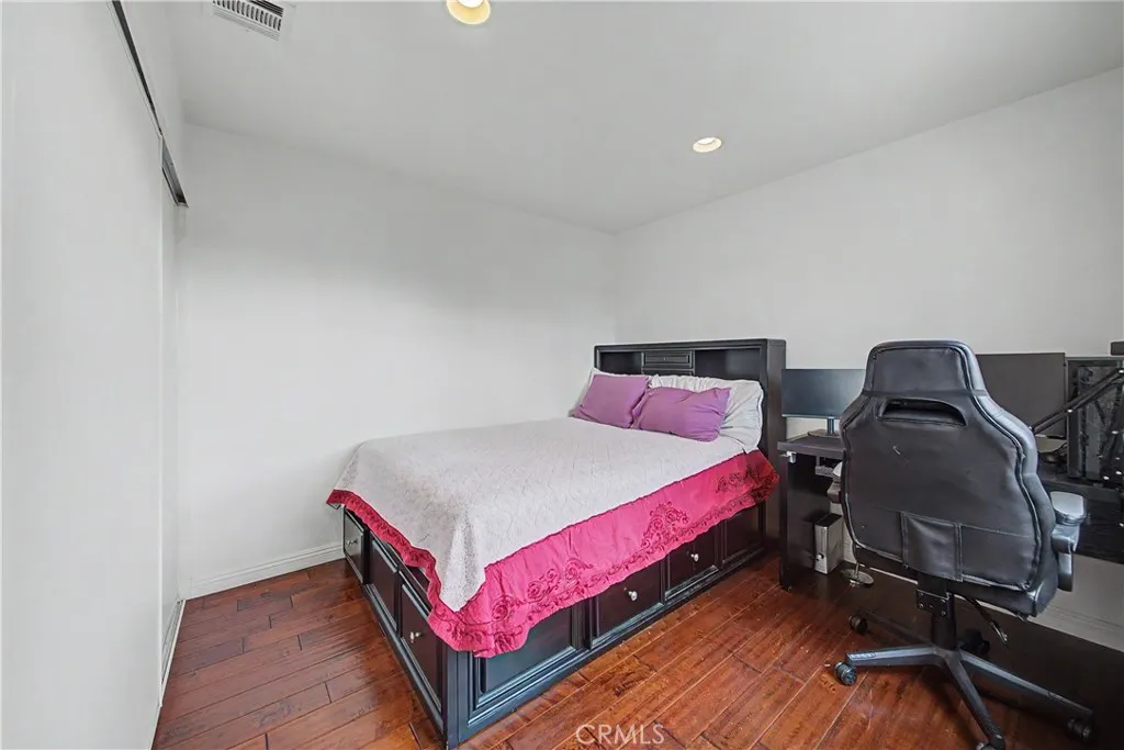 13038 Parkview