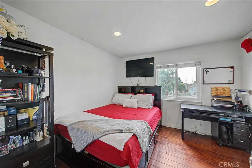 13038 Parkview