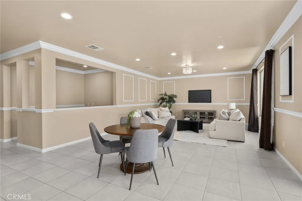 3121 E Silver Sky Drive
