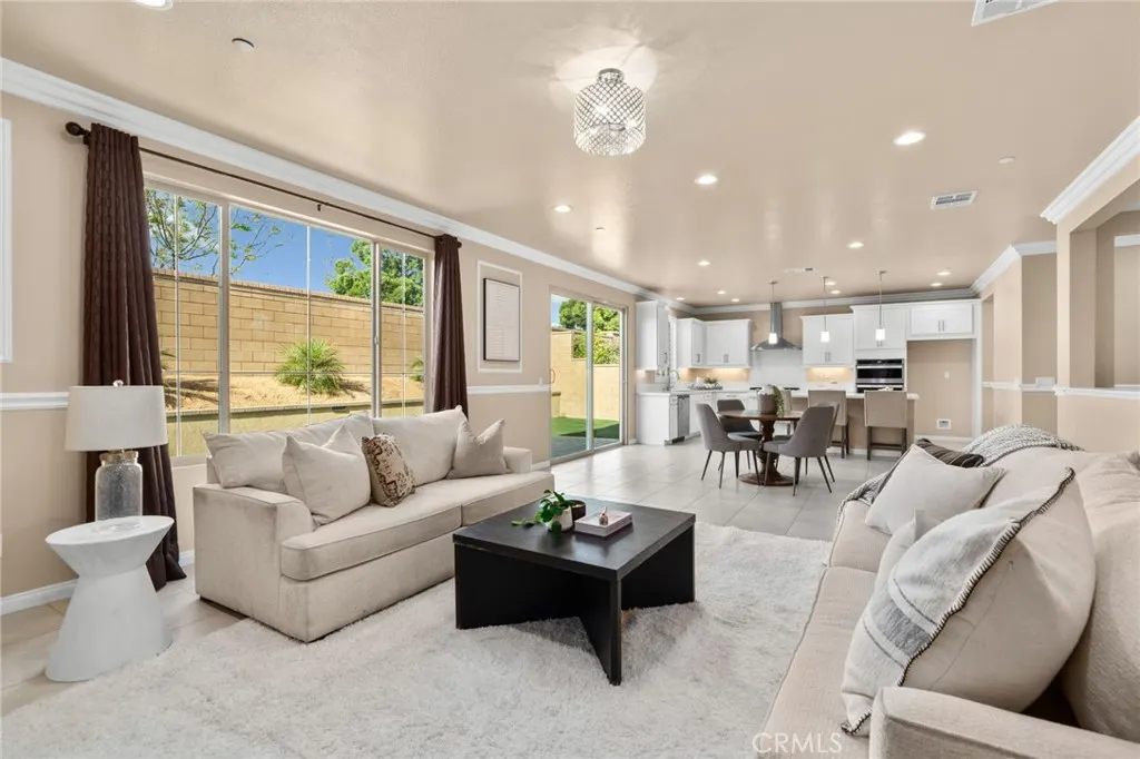 3121 E Silver Sky Drive